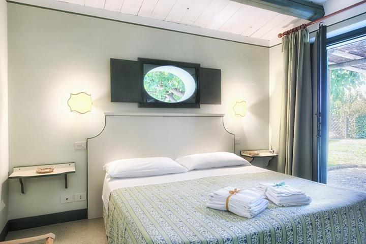 Vigna Sant' Amico Country House Morro d'Alba Bagian luar foto