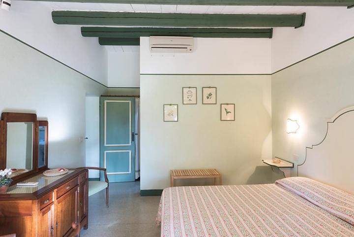 Vigna Sant' Amico Country House Morro d'Alba Bagian luar foto