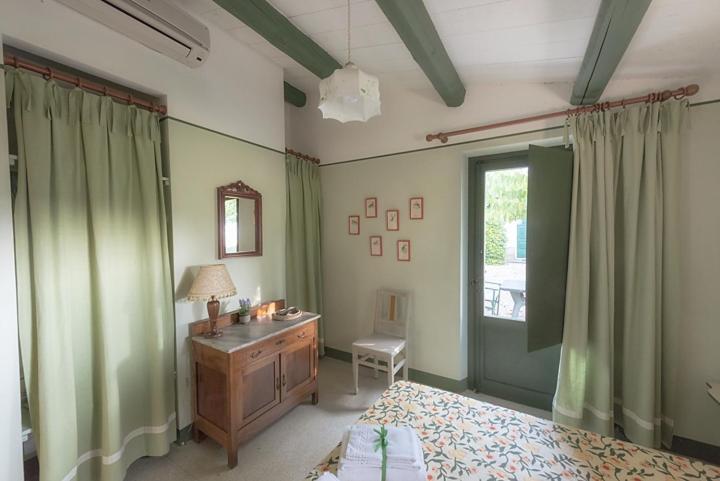 Vigna Sant' Amico Country House Morro d'Alba Bagian luar foto