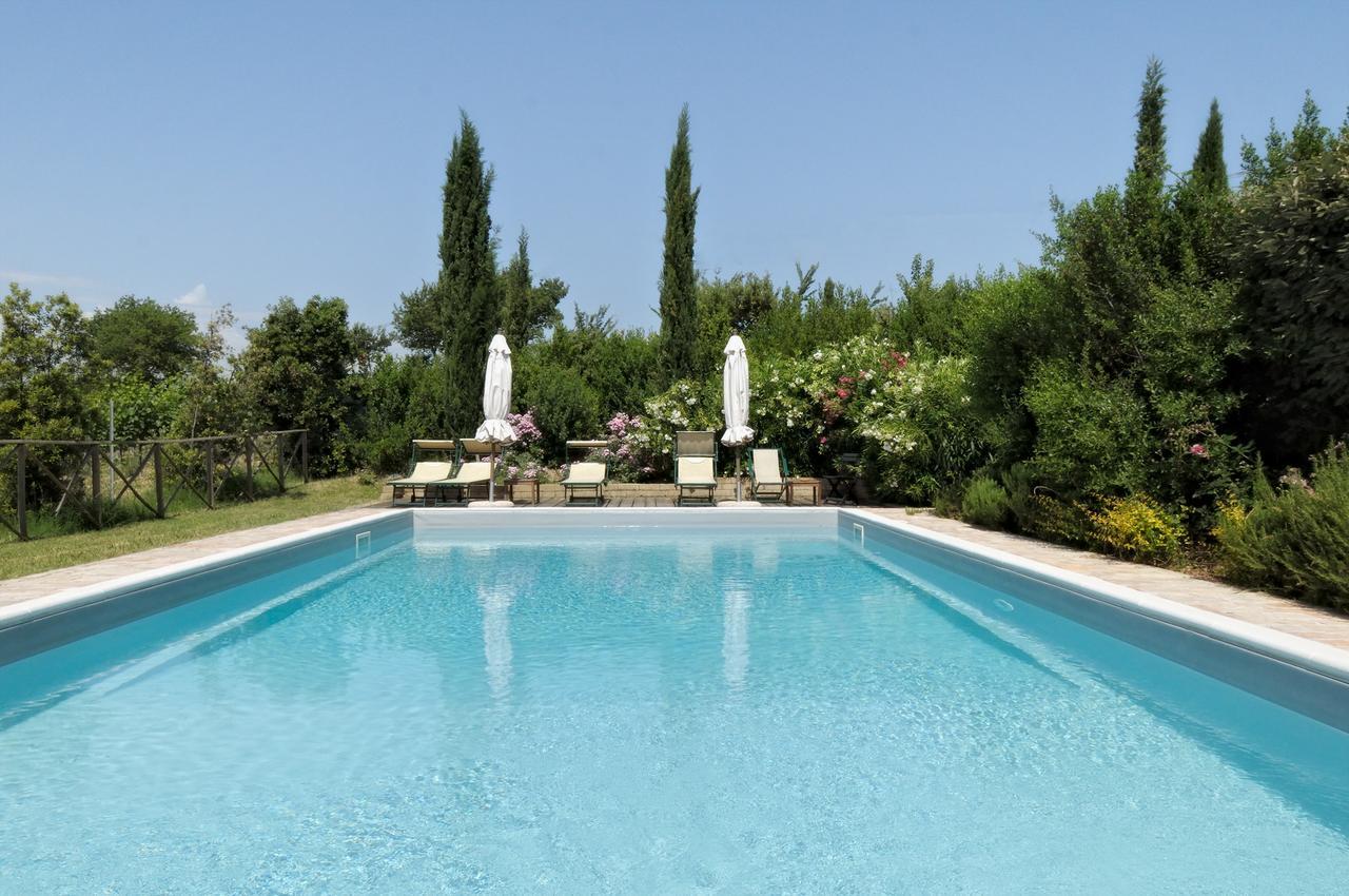 Vigna Sant' Amico Country House Morro d'Alba Bagian luar foto